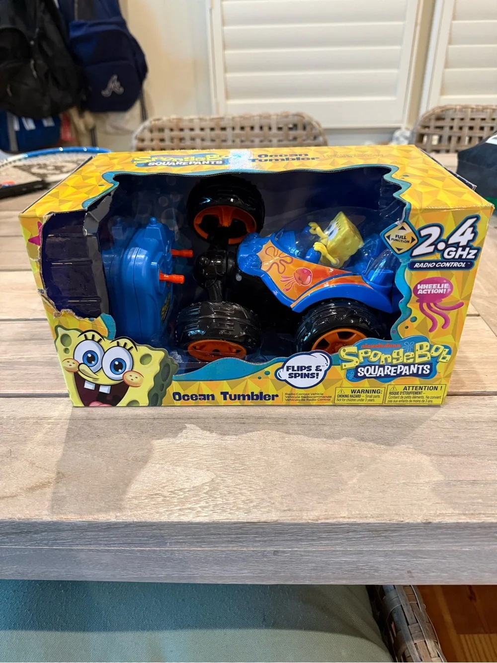 NIB/NWT SpongeBob Ocean Tumbler Remote Control Car